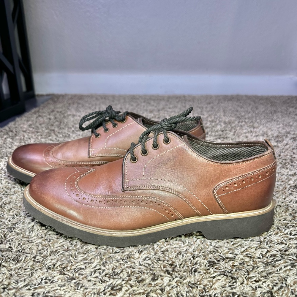 Florsheim Casey Wingtip Oxford Shoes Mens Size 9D Brown Leather Preppy Old Money